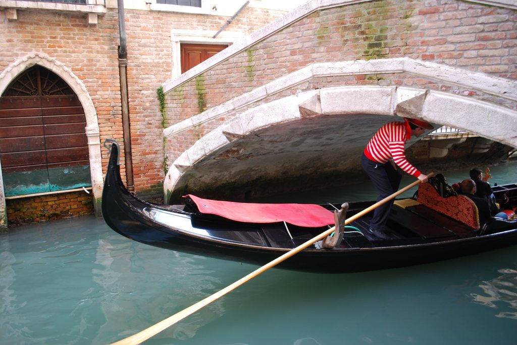 Le gondole di Venezia: storia e tutto quello che devi sapere