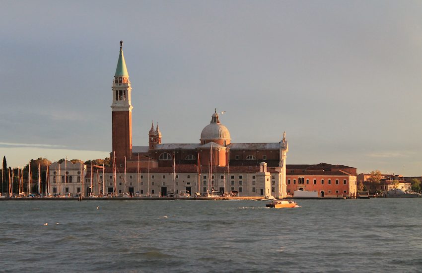 Venezia al tramonto: gli spot per ammirare la città quando il sole cala